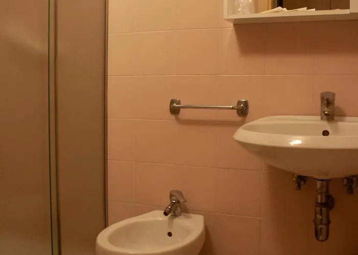Casa Per Ferie Maria Ausiliatrice מלון *