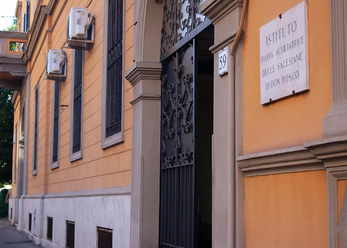 Casa Per Ferie Maria Ausiliatrice מלון רומא