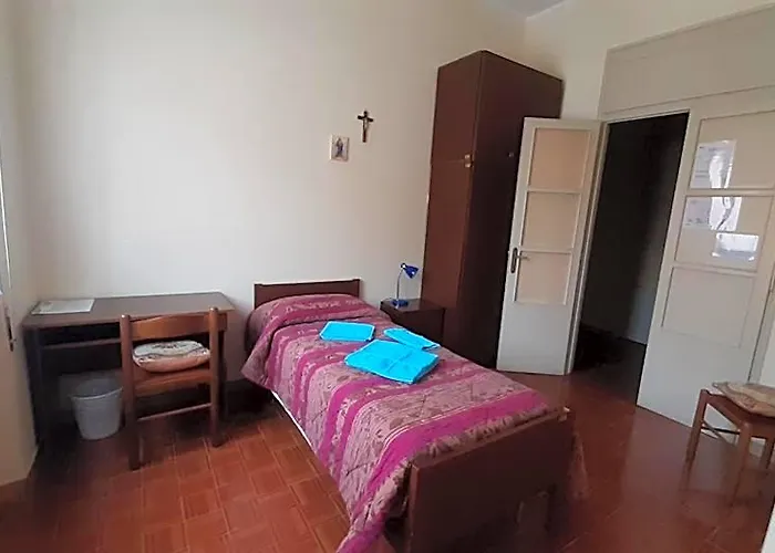 מלון Casa Per Ferie Maria Ausiliatrice רומא