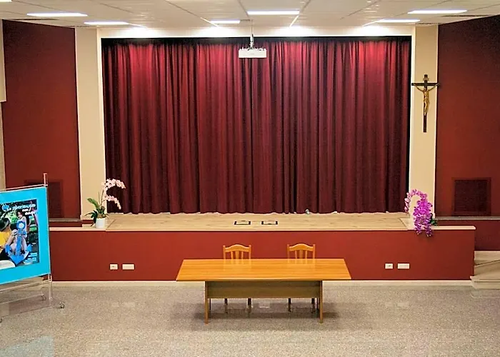 Casa Per Ferie Maria Ausiliatrice מלון רומא