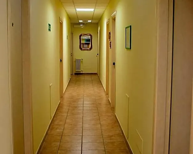 מלון Casa Per Ferie Maria Ausiliatrice רומא